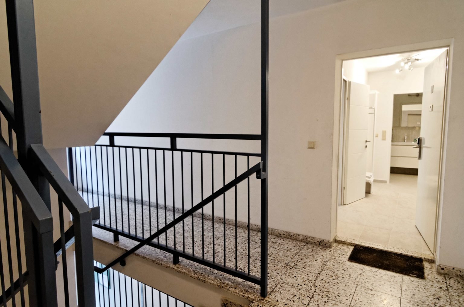 Stiegenhaus einer Wohnung in Wien